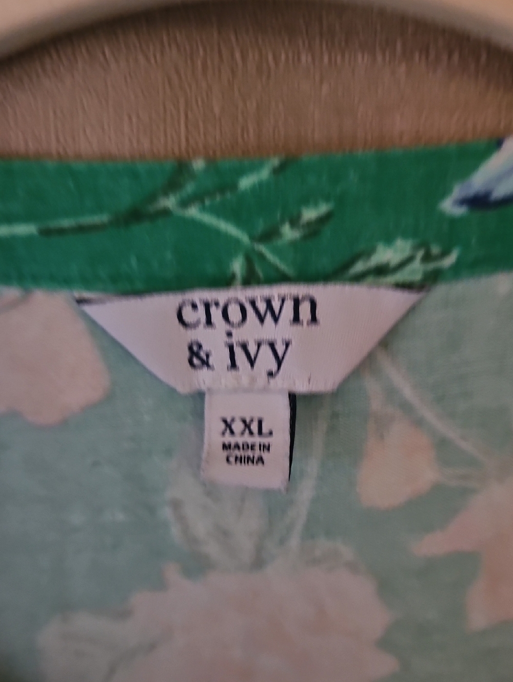 GUC Crown&Ivy Top - Picture 2 of 5